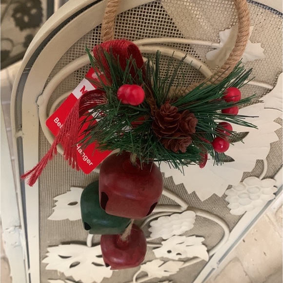 🆕 MERRY BRIGHT Christmas Bells Doorknocker - Picture 9 of 10
